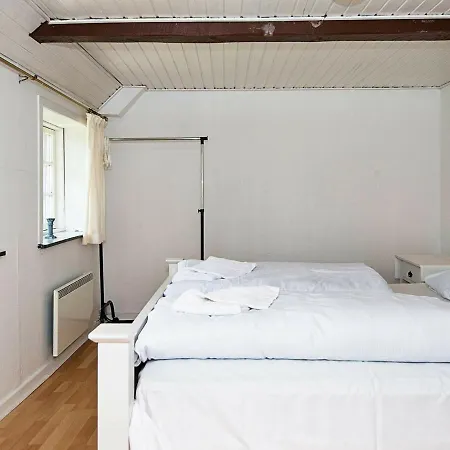 Ii Holiday home Hojer